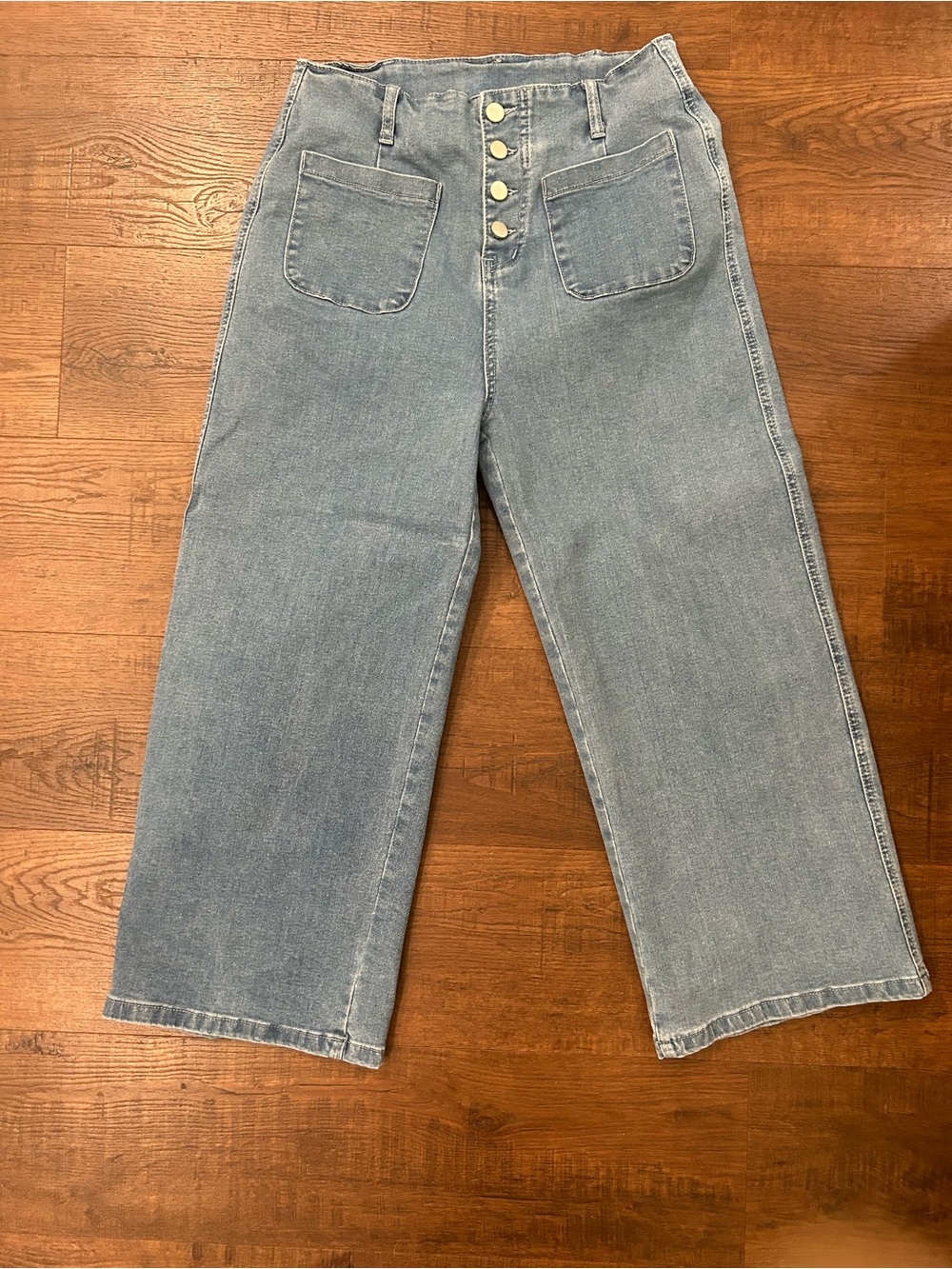 High-Waist Wide Leg Womenโs Jeans - Light Blue